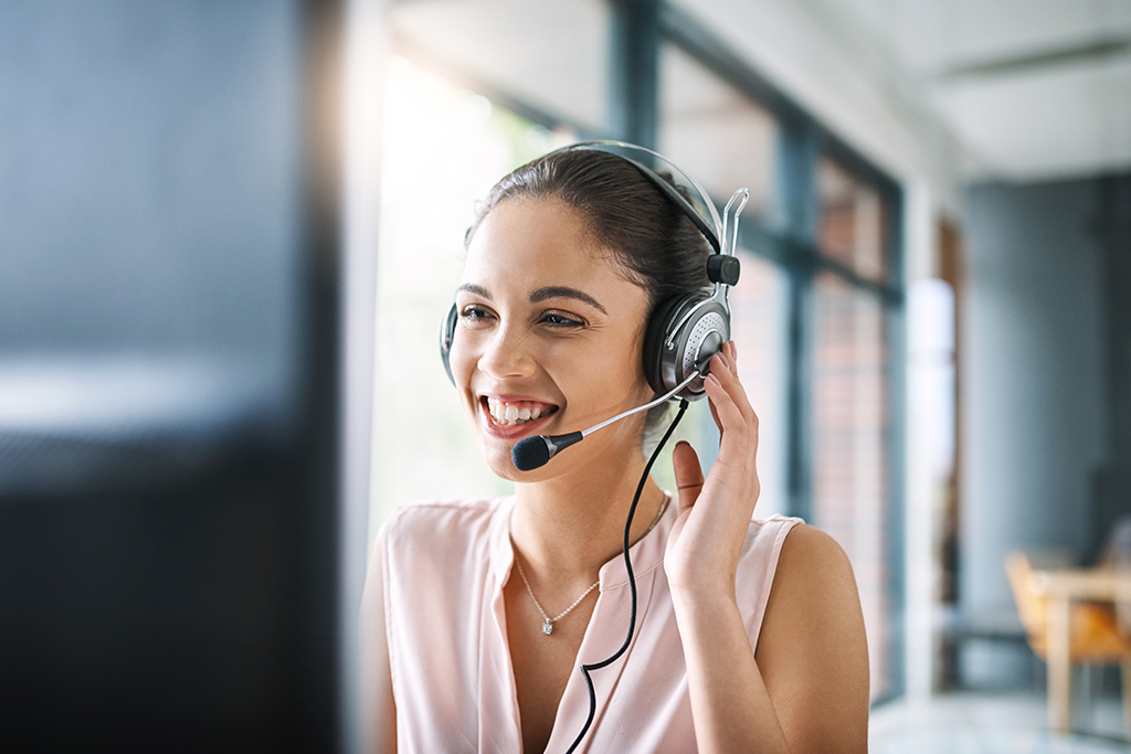 Customer service representative providing network support over the phone.